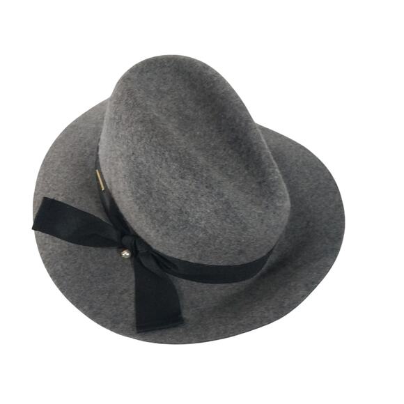 BETMAR! LOVELY DOVE GRAY WOOL BLEND FEDORA W/ BLACK GROSGRAIN RIBBON! SZ OS - Picture 3 of 11